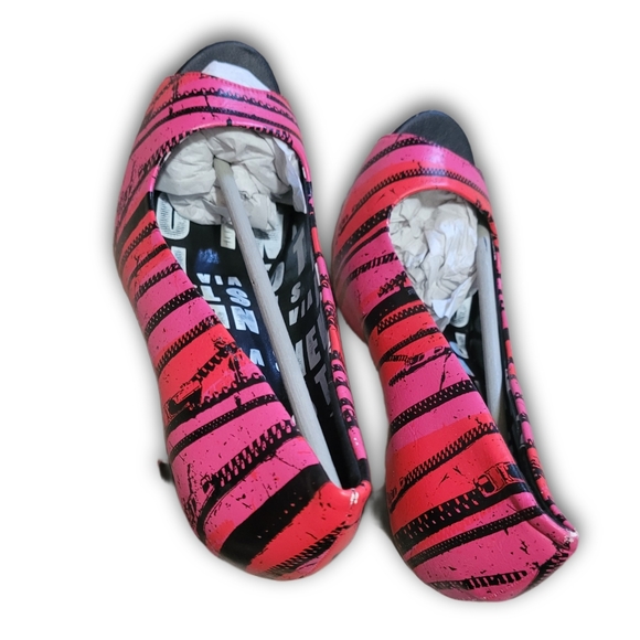 Abbey Dawn Hot Pink Zip It Platform Stiletto Heels NIB - Picture 5 of 8